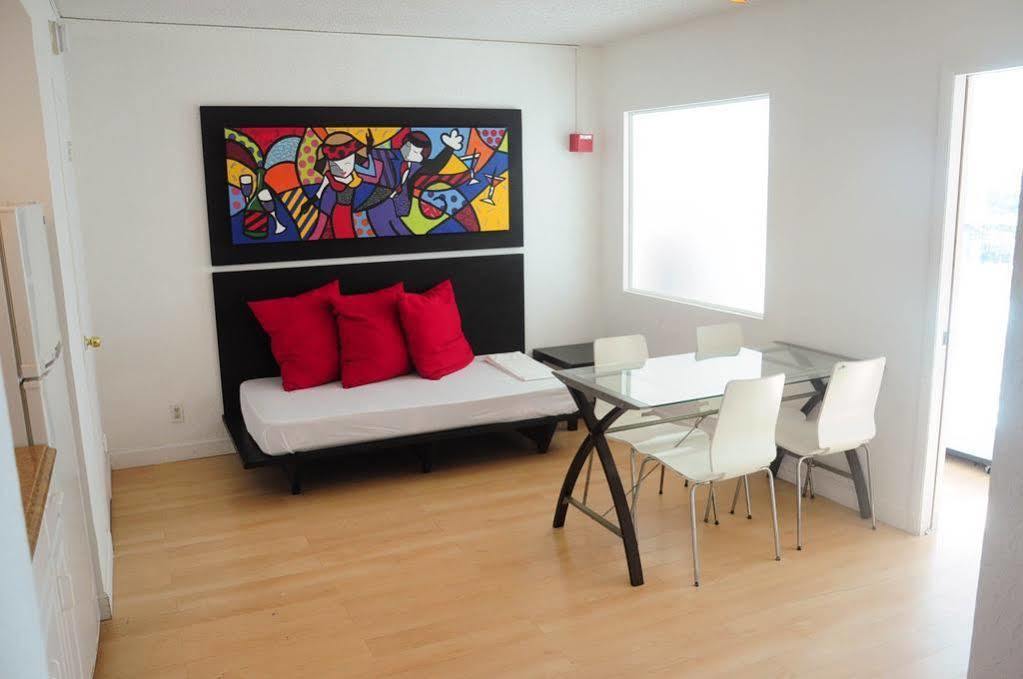 מיאמי ביץ' Dw Oceanfront Resort מראה חיצוני תמונה