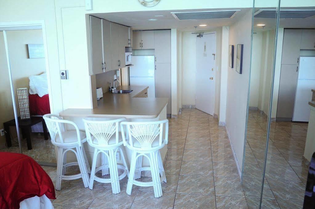 מיאמי ביץ' Dw Oceanfront Resort מראה חיצוני תמונה